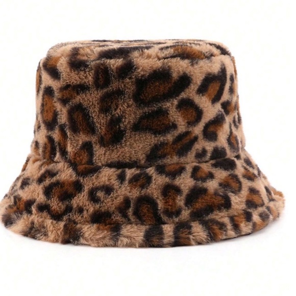 Boho Fabulous Leopard Faux Fur Fluffy Bucket Hat - Picture 3 of 3